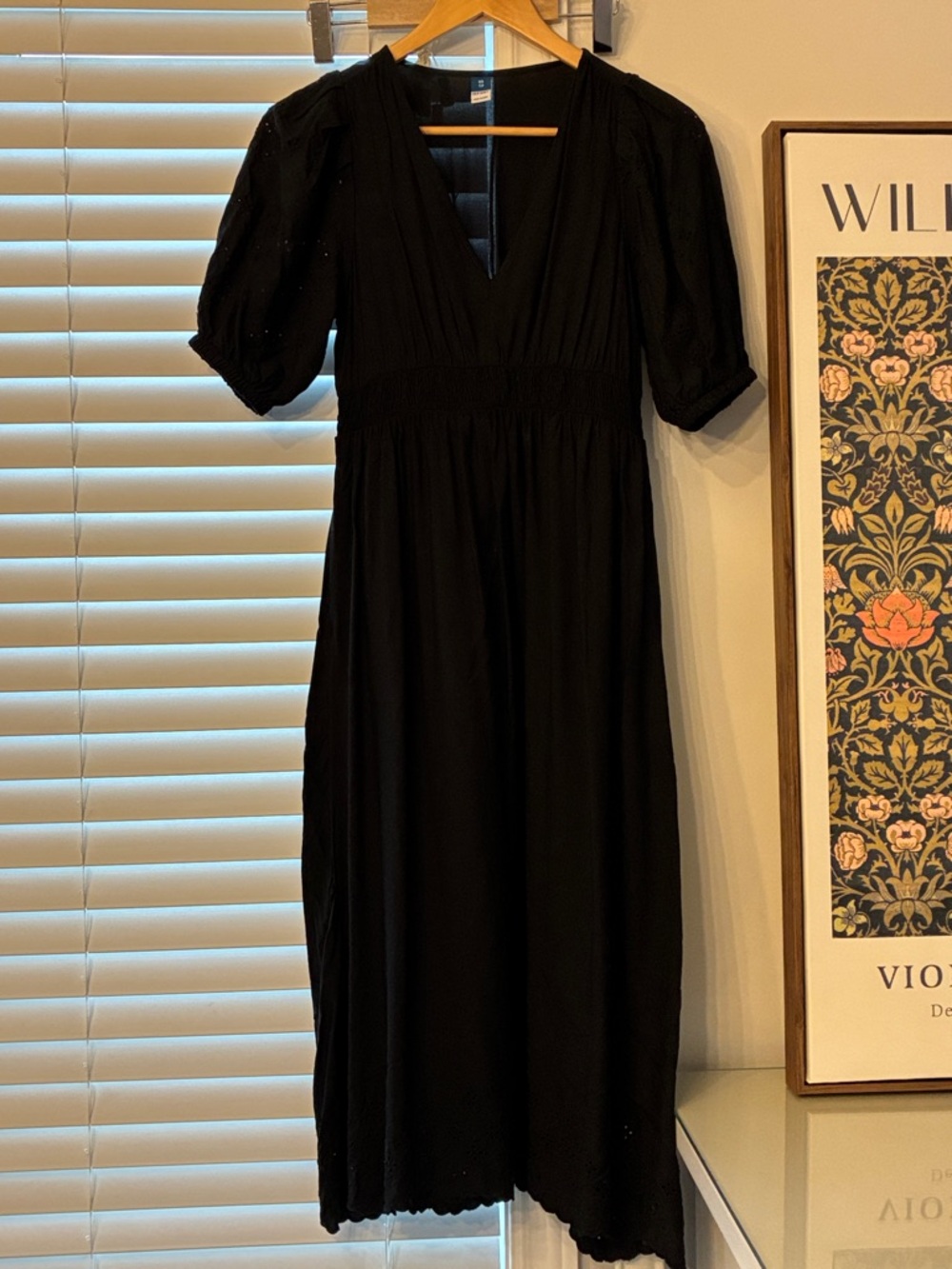 Old navy Black V-Neck Puff Sleeve Midi Dress
